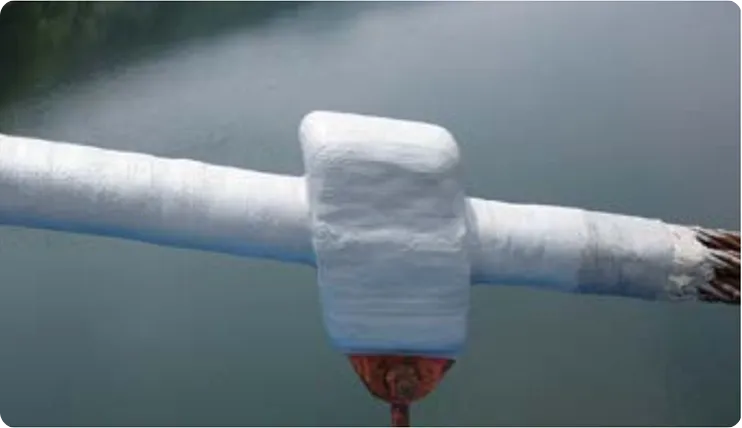 防食施工後ケーブルバンド