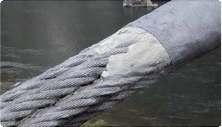 ケーブル一般部防食施工状況