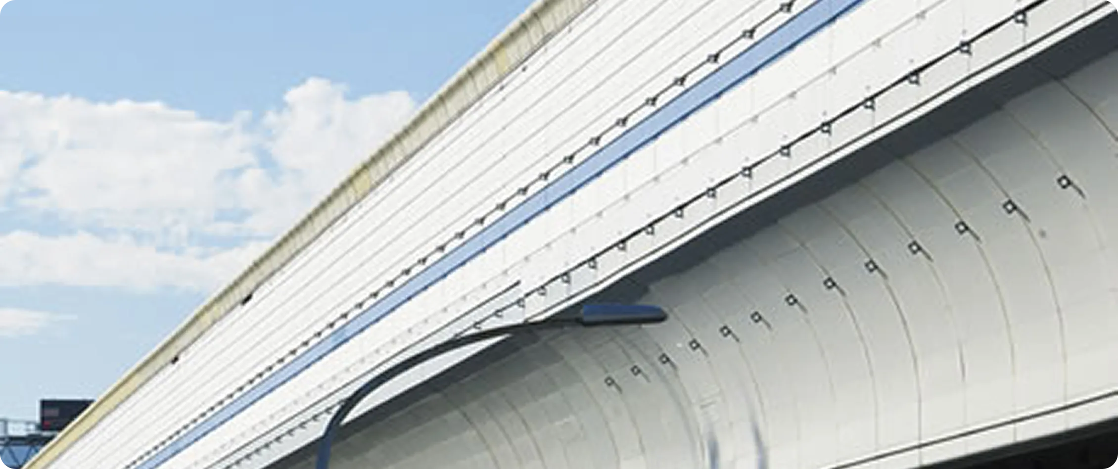 遮音壁落下防止装置