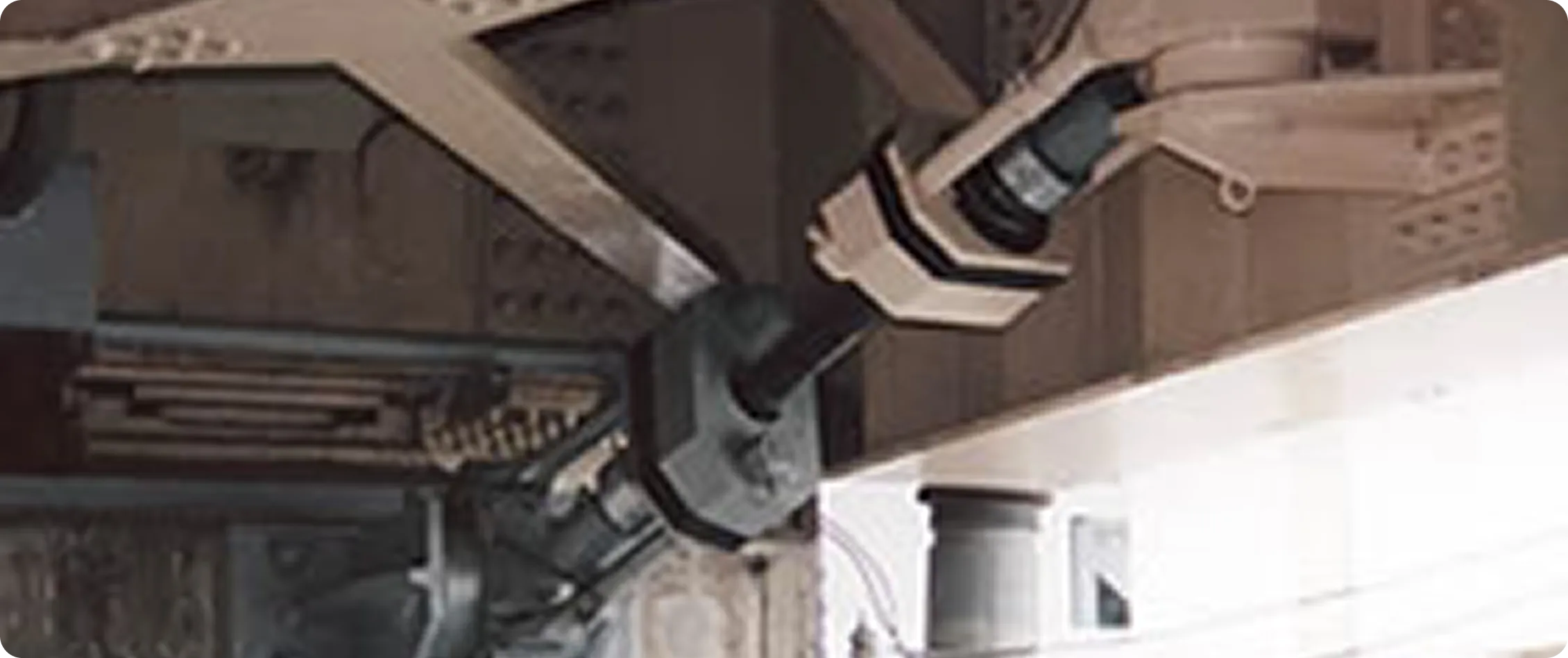 ピン型落橋防止装置